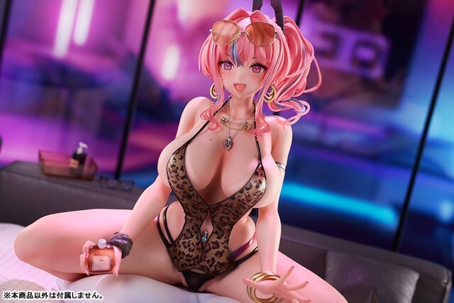 『アズレン』よりブレマートンが着せ替え「ピロー・コンサルテーション」で立体化