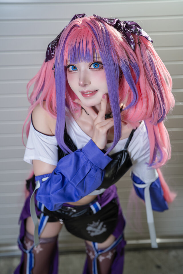 綺々羅々ヴィヴィ「ホロライブ」／壱村 あん（X：@ancho_cos）