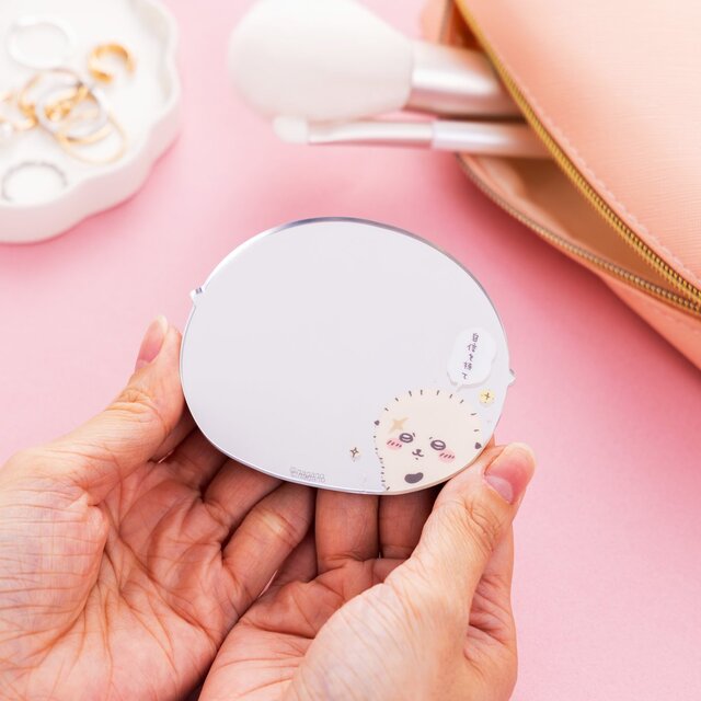 ラッコのタオルがカッコかわいい！「ちいかわ」てんし・あくまなキャラクターたちのキュートなグッズなど新商品が多数ラインナップ