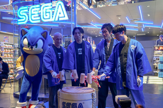 セガ、渋谷に公式ストア「SEGA STORE TOKYO」出店！限定デザインのソニックが展示の新店舗に突撃―COO・内海州史氏も登壇のオープニングセレモニーをレポート