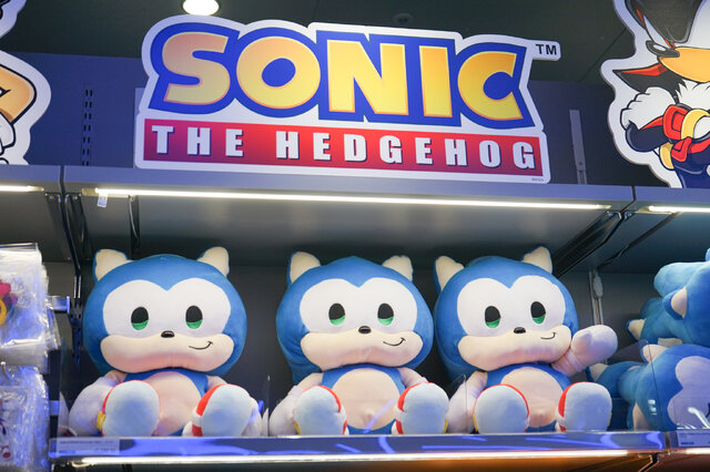 セガ、渋谷に公式ストア「SEGA STORE TOKYO」出店！限定デザインのソニックが展示の新店舗に突撃―COO・内海州史氏も登壇のオープニングセレモニーをレポート