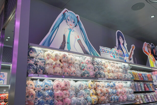 セガ、渋谷に公式ストア「SEGA STORE TOKYO」出店！限定デザインのソニックが展示の新店舗に突撃―COO・内海州史氏も登壇のオープニングセレモニーをレポート
