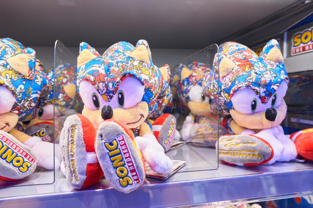 セガ、渋谷に公式ストア「SEGA STORE TOKYO」出店！限定デザインのソニックが展示の新店舗に突撃―COO・内海州史氏も登壇のオープニングセレモニーをレポート