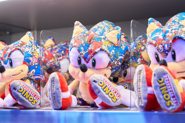 セガ、渋谷に公式ストア「SEGA STORE TOKYO」出店！限定デザインのソニックが展示の新店舗に突撃―COO・内海州史氏も登壇のオープニングセレモニーをレポート