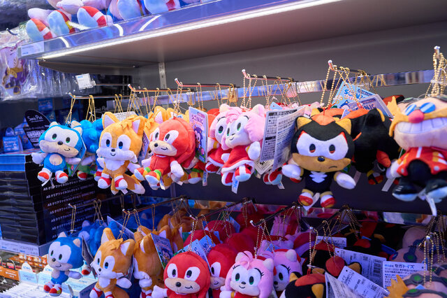 セガ、渋谷に公式ストア「SEGA STORE TOKYO」出店！限定デザインのソニックが展示の新店舗に突撃―COO・内海州史氏も登壇のオープニングセレモニーをレポート