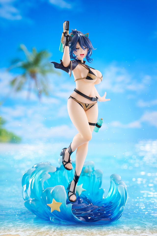 「kson」水着フィギュアが大迫力！挑発するような表情とやんちゃなポージングで魅力を表現