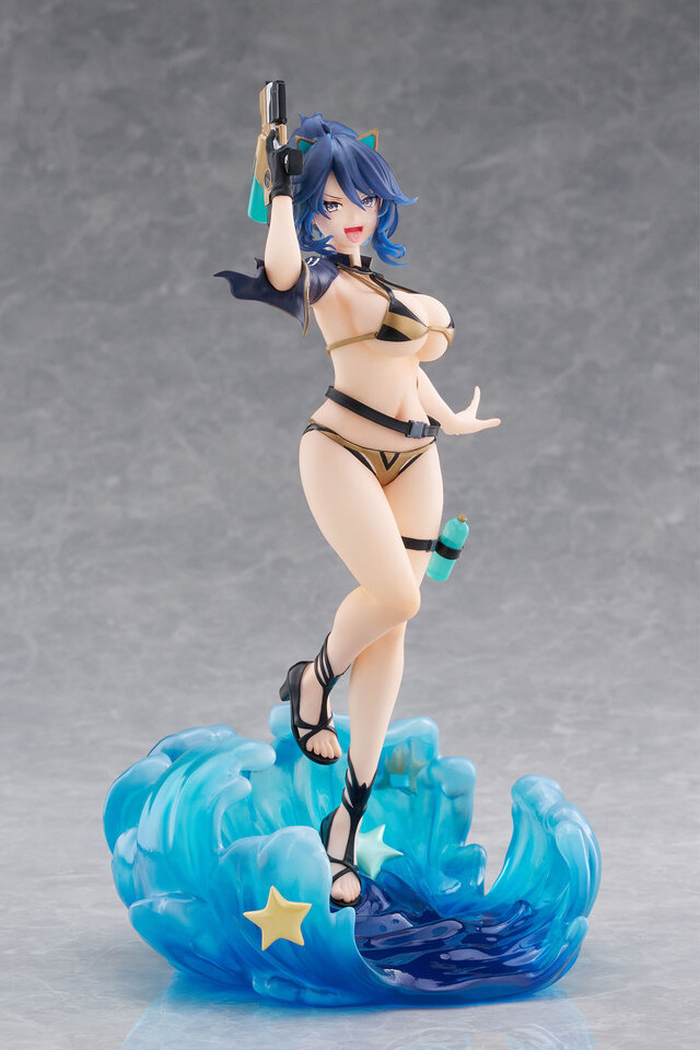 「kson」水着フィギュアが大迫力！挑発するような表情とやんちゃなポージングで魅力を表現