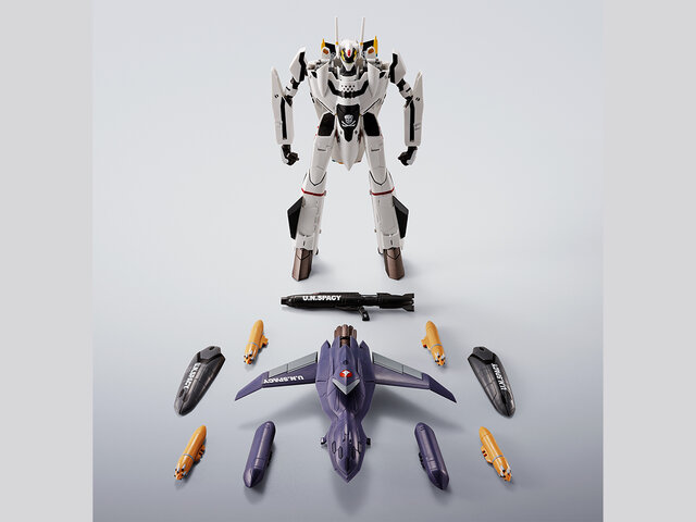 「マクロスゼロ」より、若き日のロイ・フォッカーが駆る「VF-0S」が最強装備で再登場！シリーズお馴染みの三段変形もバッチリ