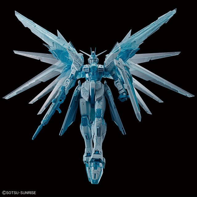 氷・雷を思わせる色合いがクール！特別カラーのMGガンプラ「フリーダム Ver.2.0」「ジャスティス」がガンダムベースで発売決定