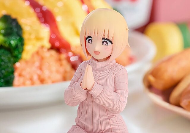 ムチムチニット&黒タイツの質感がバッチリ再現…！「ドカ食いダイスキ！もちづきさん」まさかの立体化
