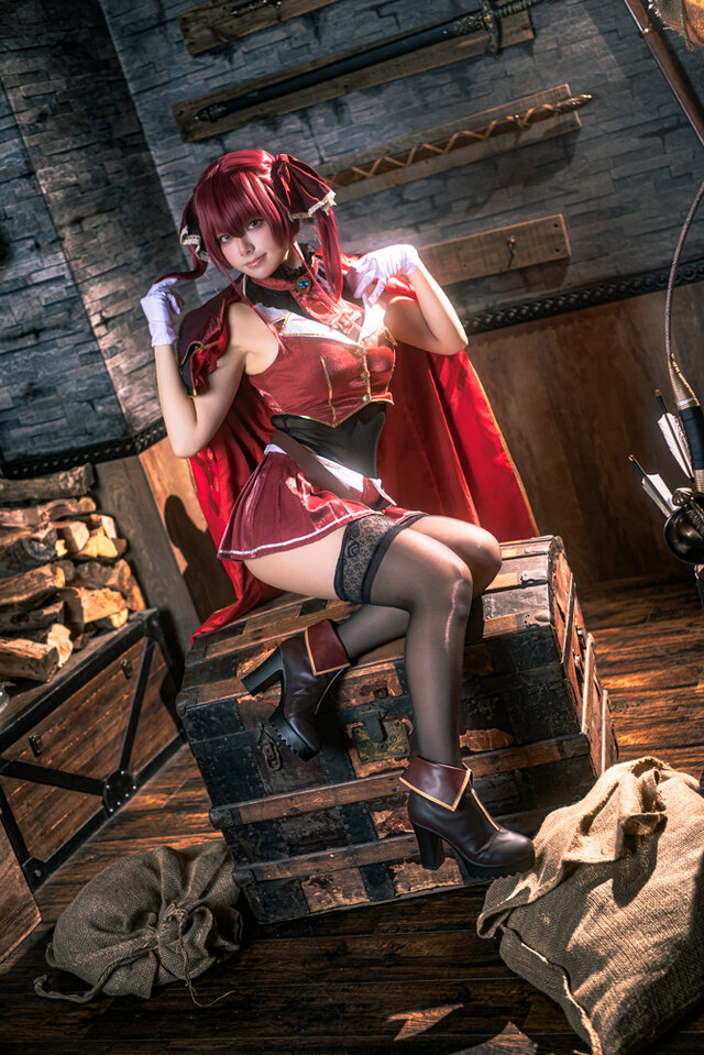 天海せな（X：@senanana_cos）