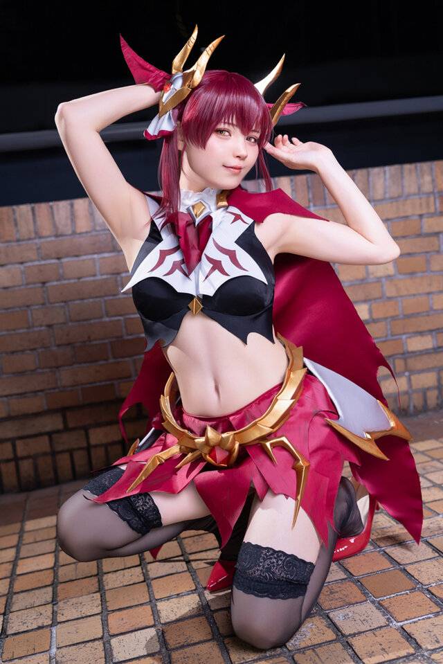 あおい（X：@_aoi_oi）、撮影：Shara（X：@@sugasugamomiage）