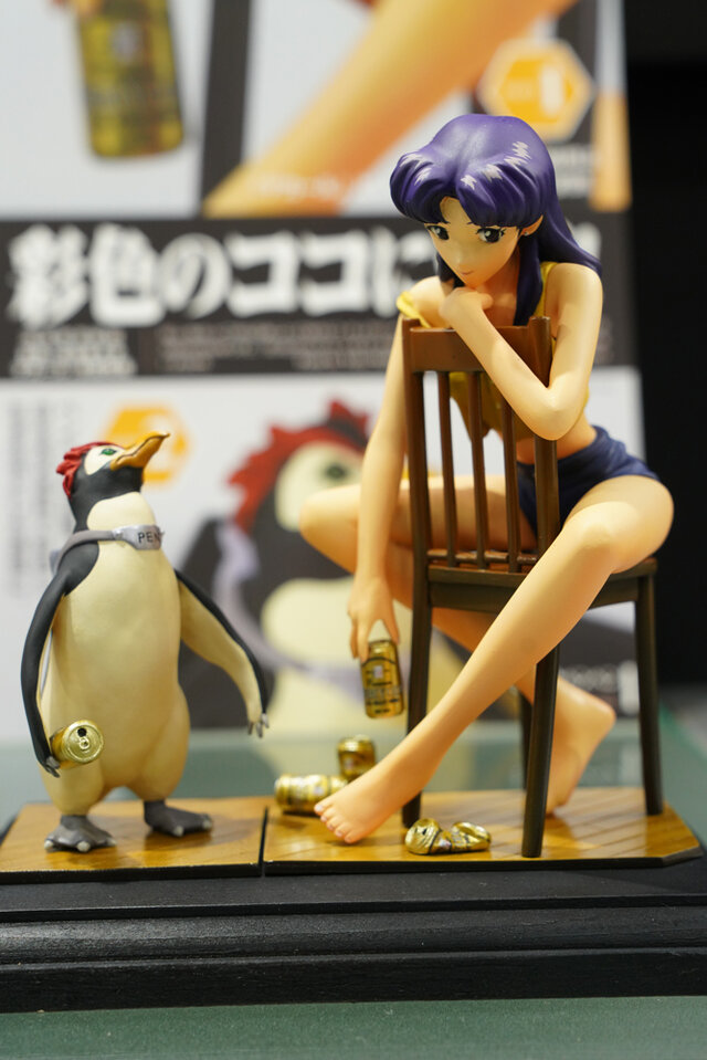綾波レイ、アスカの大型造形物も！「エヴァワンフェス」珠玉の作品が大集結、放送30周年を記念した特別コラボ企画の様子をお届け【WF2025夏】