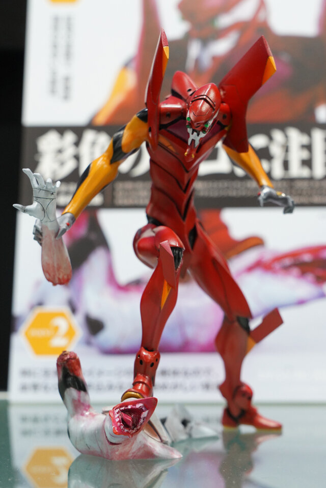 綾波レイ、アスカの大型造形物も！「エヴァワンフェス」珠玉の作品が大集結、放送30周年を記念した特別コラボ企画の様子をお届け【WF2025夏】
