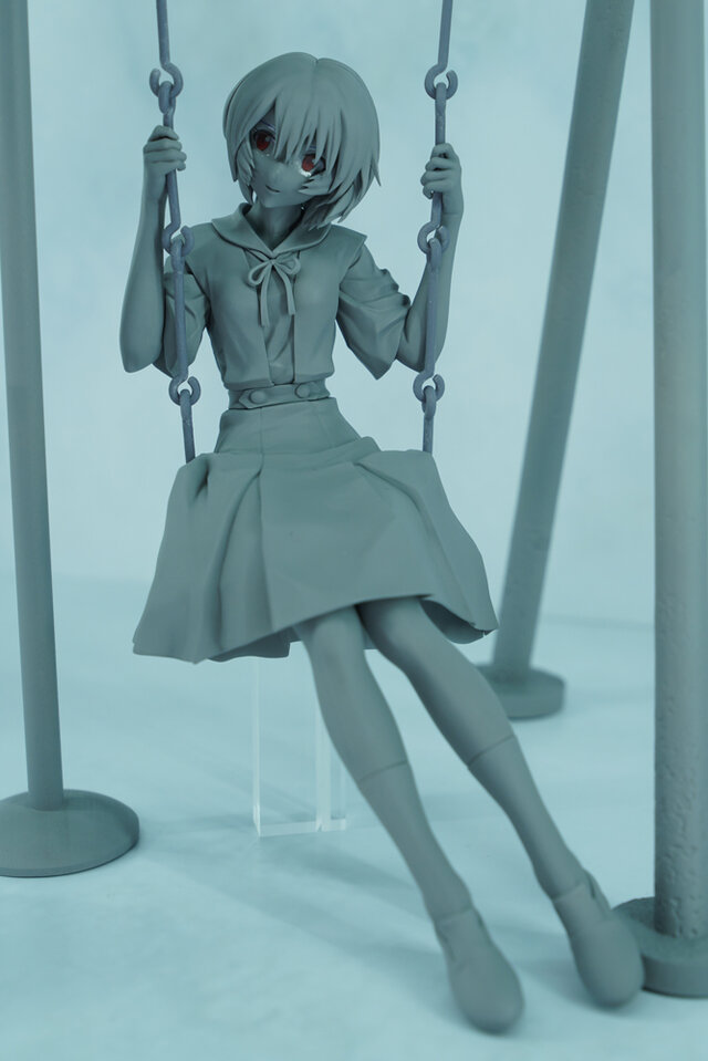 綾波レイ、アスカの大型造形物も！「エヴァワンフェス」珠玉の作品が大集結、放送30周年を記念した特別コラボ企画の様子をお届け【WF2025夏】