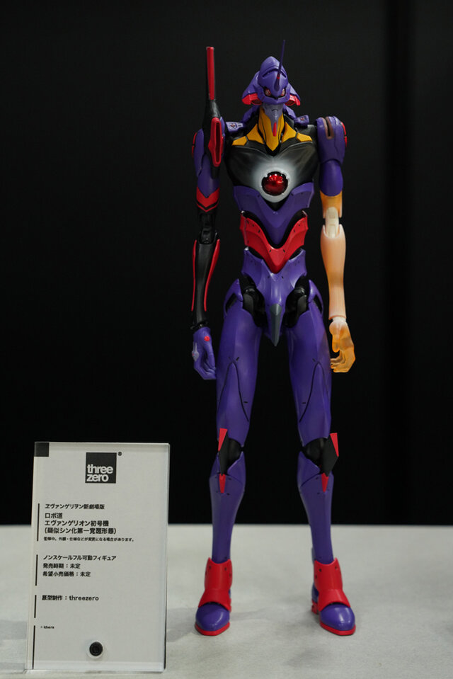 綾波レイ、アスカの大型造形物も！「エヴァワンフェス」珠玉の作品が大集結、放送30周年を記念した特別コラボ企画の様子をお届け【WF2025夏】