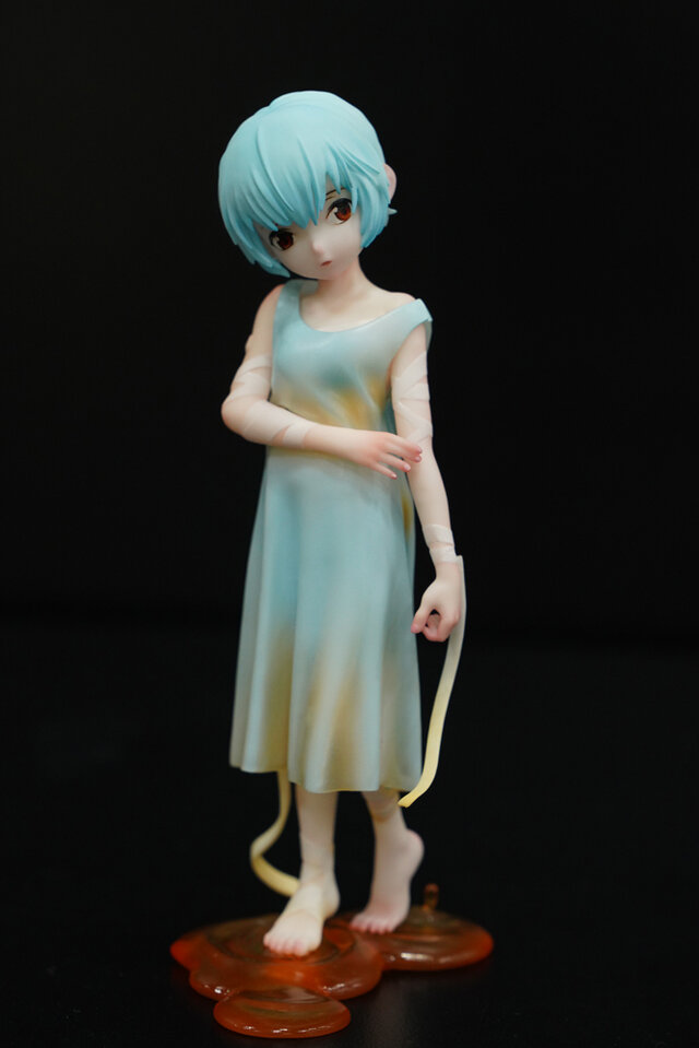 綾波レイ、アスカの大型造形物も！「エヴァワンフェス」珠玉の作品が大集結、放送30周年を記念した特別コラボ企画の様子をお届け【WF2025夏】