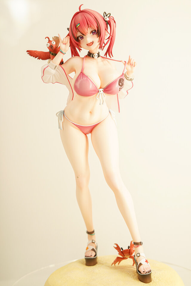 今年の夏は『NIKKE』が熱い！通常衣装から夏衣装まで、勝利の女神の麗しいフィギュアが「ワンフェス」に大集結
