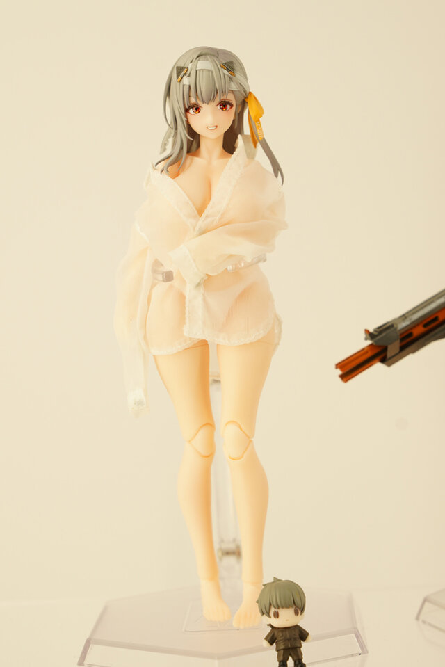 今年の夏は『NIKKE』が熱い！通常衣装から夏衣装まで、勝利の女神の麗しいフィギュアが「ワンフェス」に大集結