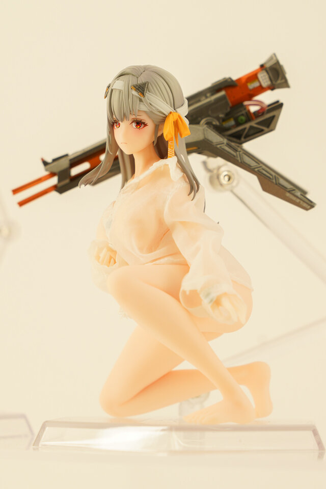 今年の夏は『NIKKE』が熱い！通常衣装から夏衣装まで、勝利の女神の麗しいフィギュアが「ワンフェス」に大集結