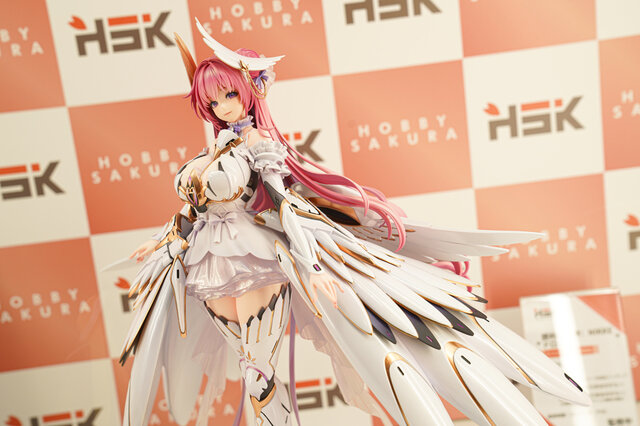 今年の夏は『NIKKE』が熱い！通常衣装から夏衣装まで、勝利の女神の麗しいフィギュアが「ワンフェス」に大集結