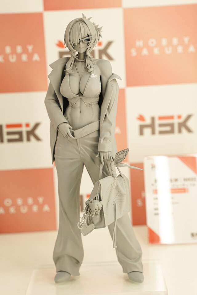 今年の夏は『NIKKE』が熱い！通常衣装から夏衣装まで、勝利の女神の麗しいフィギュアが「ワンフェス」に大集結