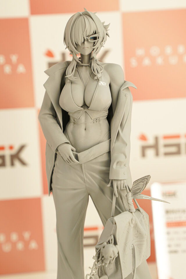 今年の夏は『NIKKE』が熱い！通常衣装から夏衣装まで、勝利の女神の麗しいフィギュアが「ワンフェス」に大集結