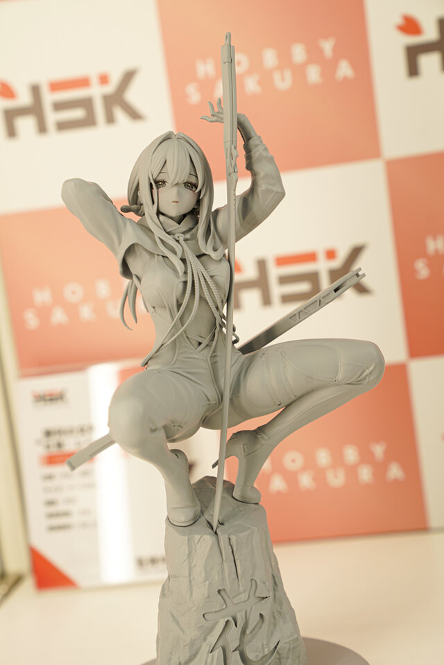 今年の夏は『NIKKE』が熱い！通常衣装から夏衣装まで、勝利の女神の麗しいフィギュアが「ワンフェス」に大集結