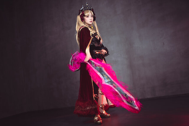 エレシュキガル／中野べこ（X：@bacon1007cos2nd）、撮影：ダリ（X：@dali_cameko）