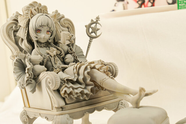 ホロライブ・フワモコやゲーマーズ等身大フィギュアの可愛さが無限大！「ミクxガンダムW」コラボなど「ワンフェス」を電脳アイドルが彩る【WF2025夏】