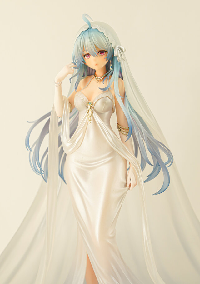 ドキッとする夏衣装から涼やかなドレスまで、「ワンフェス」に猛暑を吹き飛ばす『アズレン』『ブルアカ』美女フィギュアが集結【WF2025夏】