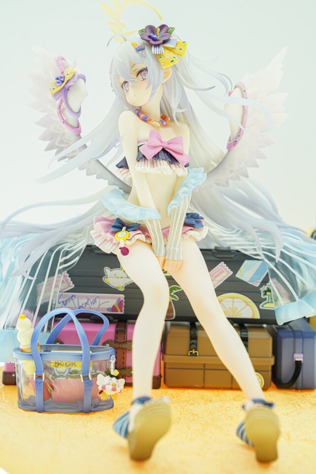 ドキッとする夏衣装から涼やかなドレスまで、「ワンフェス」に猛暑を吹き飛ばす『アズレン』『ブルアカ』美女フィギュアが集結【WF2025夏】