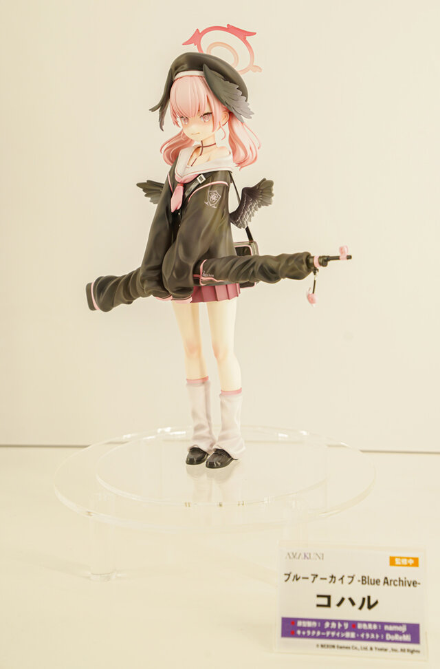 ドキッとする夏衣装から涼やかなドレスまで、「ワンフェス」に猛暑を吹き飛ばす『アズレン』『ブルアカ』美女フィギュアが集結【WF2025夏】