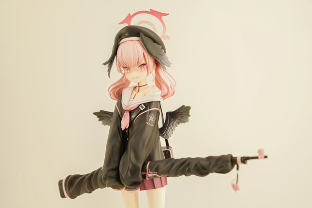 ドキッとする夏衣装から涼やかなドレスまで、「ワンフェス」に猛暑を吹き飛ばす『アズレン』『ブルアカ』美女フィギュアが集結【WF2025夏】