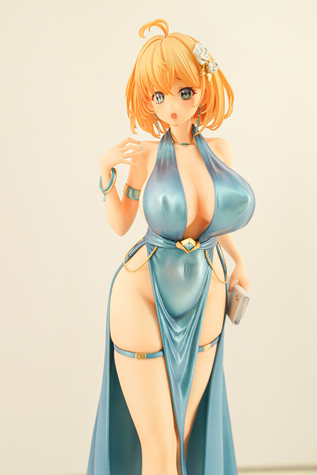 究極の肉体美バニーキャミーに「鬼滅」、人気絵師作品まで「ワンフェス」で見つけた気になるフィギュアをまとめてお届け！【WF2025夏】