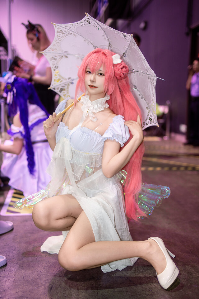 ドロシー『勝利の女神:NIKK』／namyau藍幽（Instagram：blue_yau2.0）
