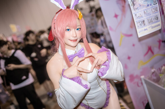 ラクス・クライン（バニーガールver.）「機動戦士ガンダムSEED」／Grace Kaori W（Instagram：gracekirara）