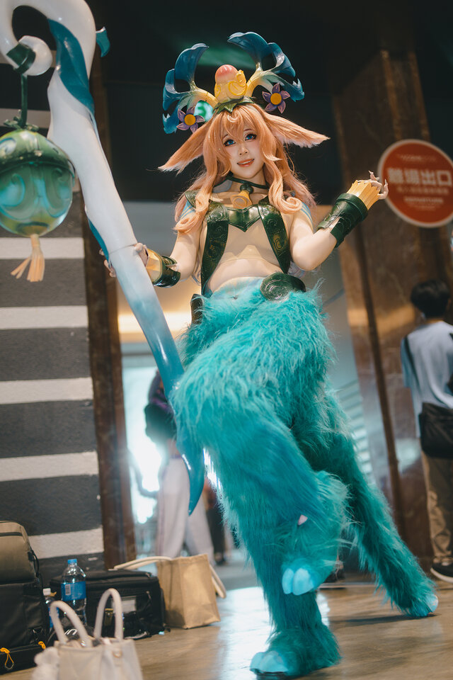 リリア『リーグ・オブ・レジェンド』／Anna（Instagram：annanako05）