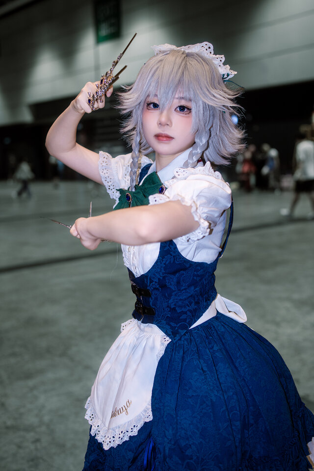 十六夜咲夜『東方Project』／鸭嘎Instagram：yaga_23333)