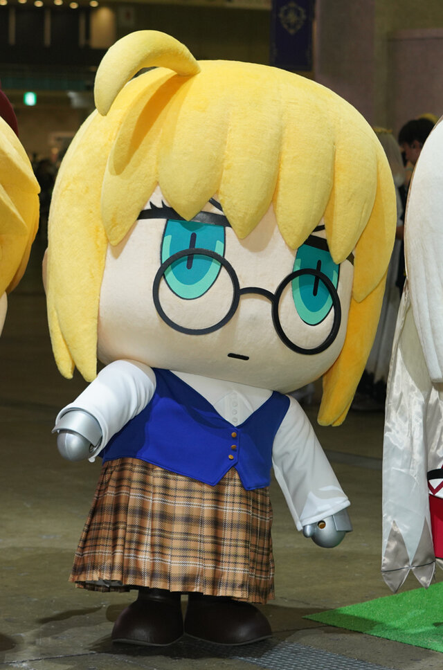 「FGO Fes. 2025」開幕！10周年となるメモリアルフェスは過去最大規模、公式コスプレイヤーと着ぐるみが揃ってお出迎え