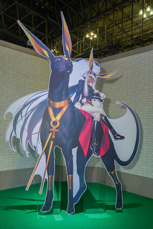 総数なんと100点以上！「FGO Fes. 2025」で展示された10周年英霊祝装スタンディをフォトレポートでお届け