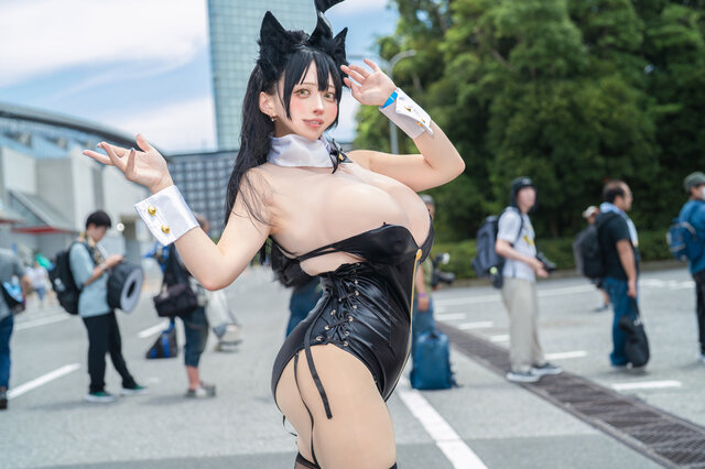 愛宕『アズールレーン』／終夜 蓮（X：@sorcieresommeil）