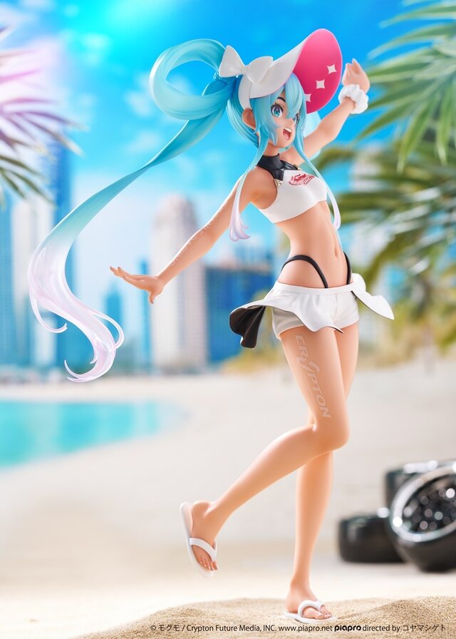 健康的な日焼け姿の「初音ミク」！「レーシングミク2024」公式イラストのフィギュアが8月上旬よりアミューズメント施設にて展開