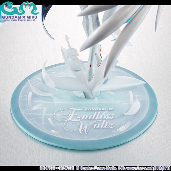 美しい“白い翼”…！「初音ミク × ウイングガンダムゼロ EW」フィギュアが登場ーイラストレーター・neco氏のデザインを元に立体化