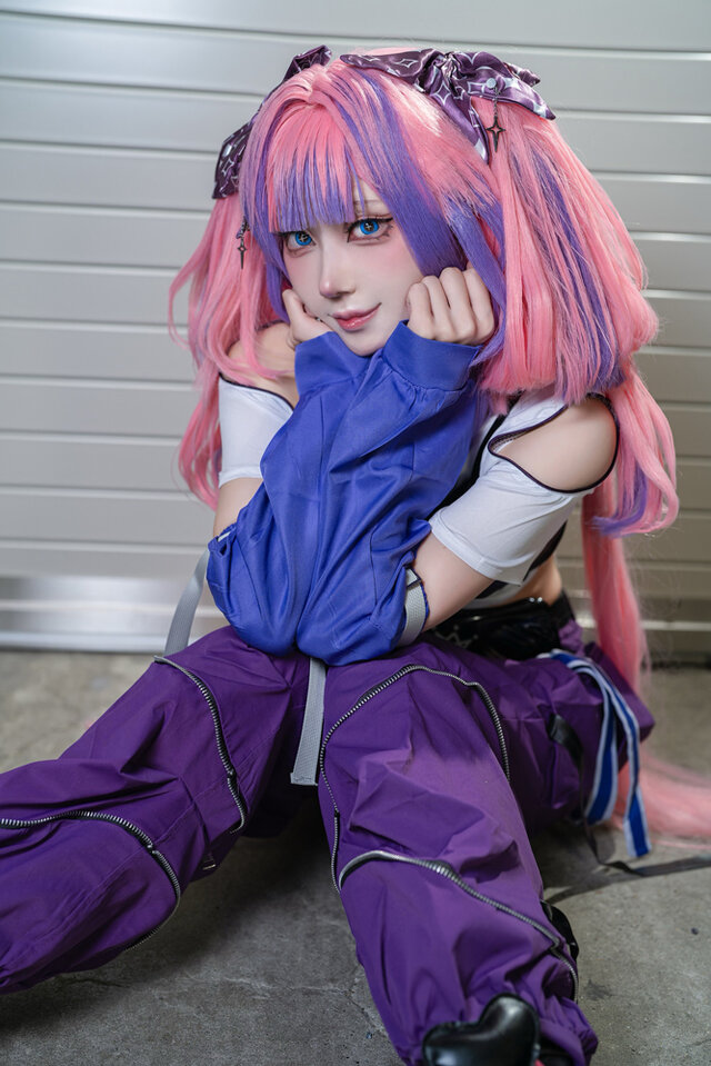 綺々羅々ヴィヴィ「ホロライブ」／壱村 あん（X：@ancho_cos）