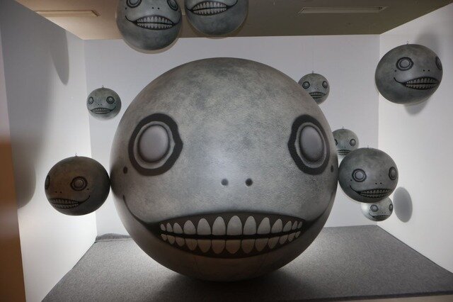 『ニーア』シリーズ15周年記念の展覧会で思い出を辿る…！「NieR 15th Anniversary EXHIBITION 消セナイ記録」レポート
