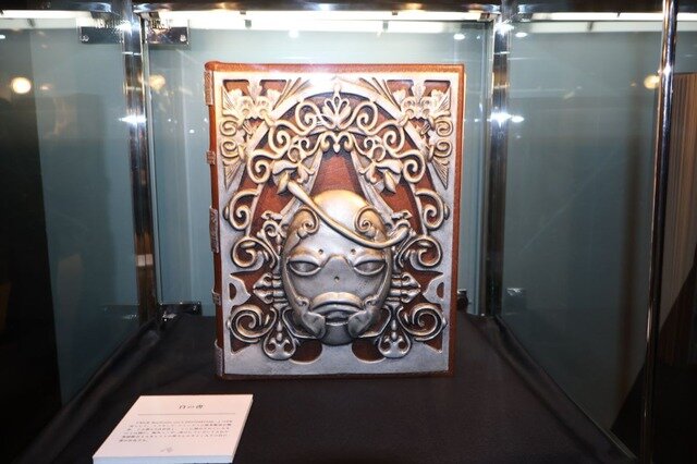『ニーア』シリーズ15周年記念の展覧会で思い出を辿る…！「NieR 15th Anniversary EXHIBITION 消セナイ記録」レポート