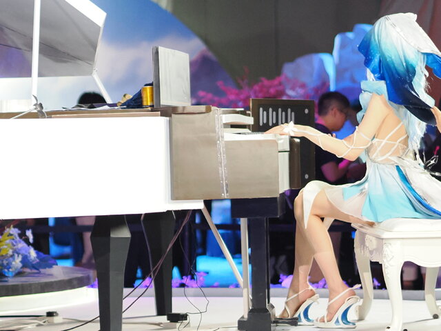 『鳴潮』×『パニグレ』がてんこ盛り！美女コスプレイヤーにもいっぱい会えた「KUROFEST」フォトレポート