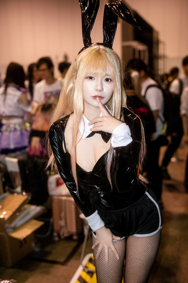 喜多川海夢（バニーガールver.）「その着せ替え人形は恋をする」／namyau藍幽（Instagram：blue_yau2.0）