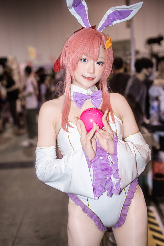 ラクス・クライン（バニーガールver.）「機動戦士ガンダムSEED」／Grace Kaori W（Instagram：gracekirara）